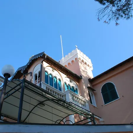 Rocca 4*
