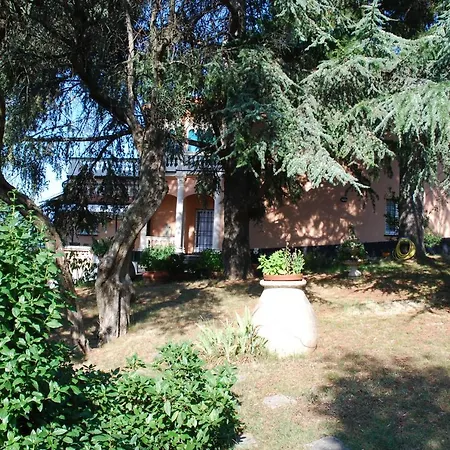 Rocca Bed & Breakfast 4*